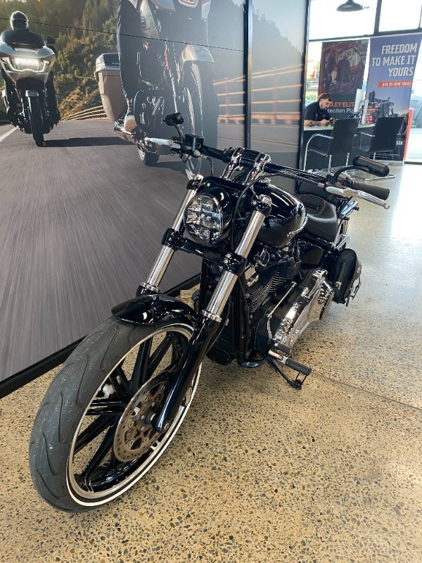 2020 Harley-davidson FXBRS BREAKOUT (114) Vivid Black