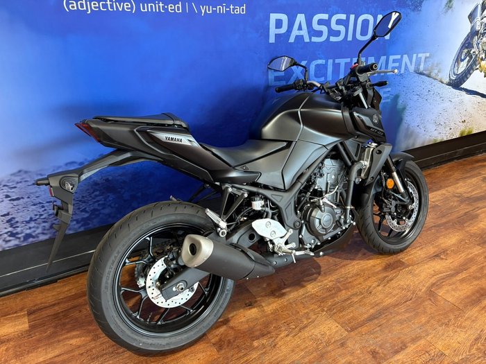 2025 Yamaha MT-03 (MT03LA) (ABS) Black