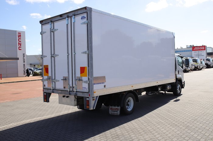 2025 Isuzu Trucks FSR 120/140-240 FSR 140-240 AMT Freezer