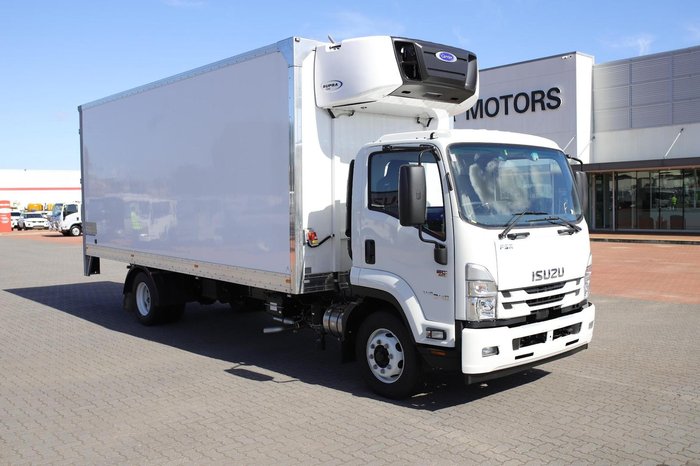 2025 Isuzu Fsr 120/140-240 10 Pallet Freezer Van