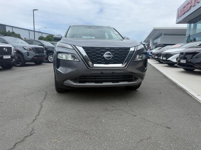 2025 Nissan X-TRAIL ST