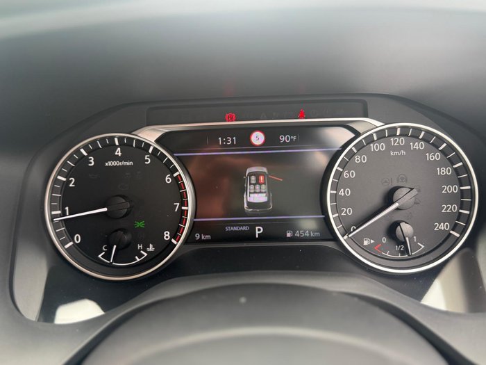 2025 Nissan X-TRAIL ST