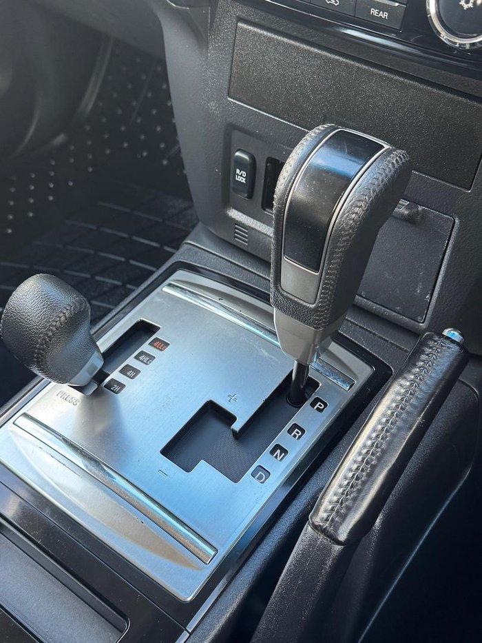 2019 Mitsubishi Pajero GLX