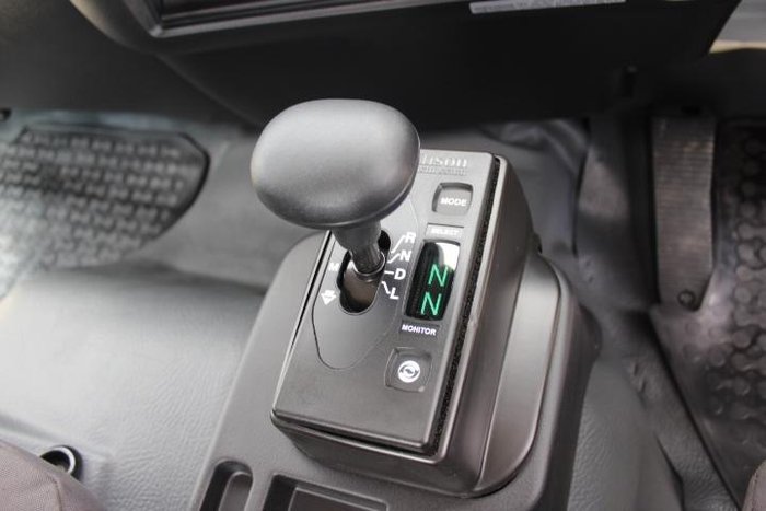 2025 Fuso Fighter 2427 WHITE