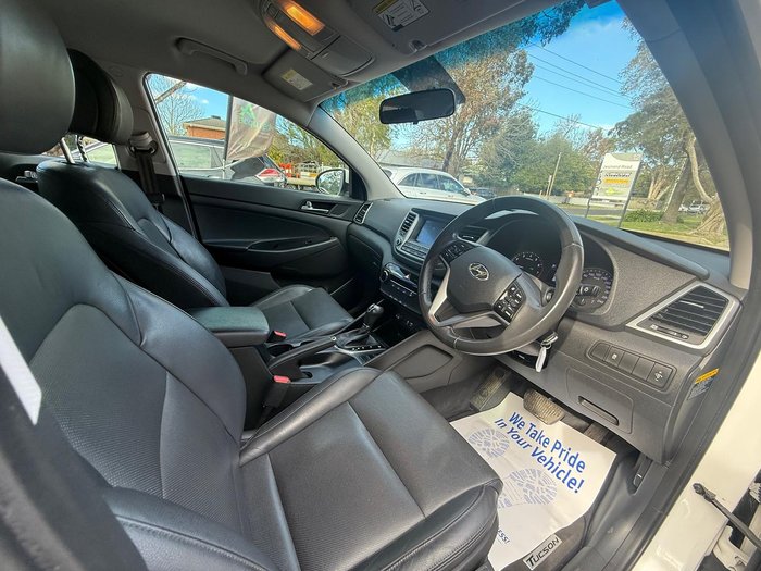 2016 Hyundai Tucson Active X TL Pure White
