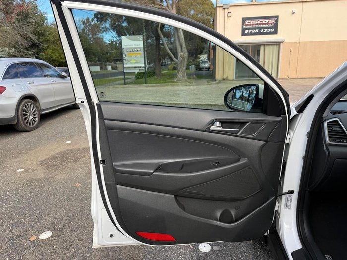 2016 Hyundai Tucson Active X TL Pure White
