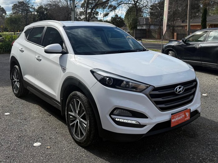 2016 Hyundai Tucson Active X TL Pure White