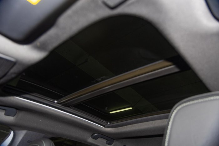 2024 Peugeot 3008 GT Premium Hybrid P64 MY25 Okenite White