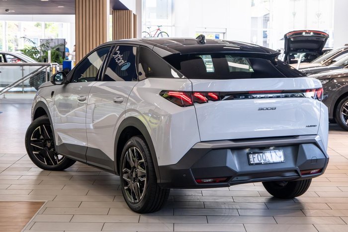 2024 Peugeot 3008 GT Premium Hybrid P64 MY25 Okenite White