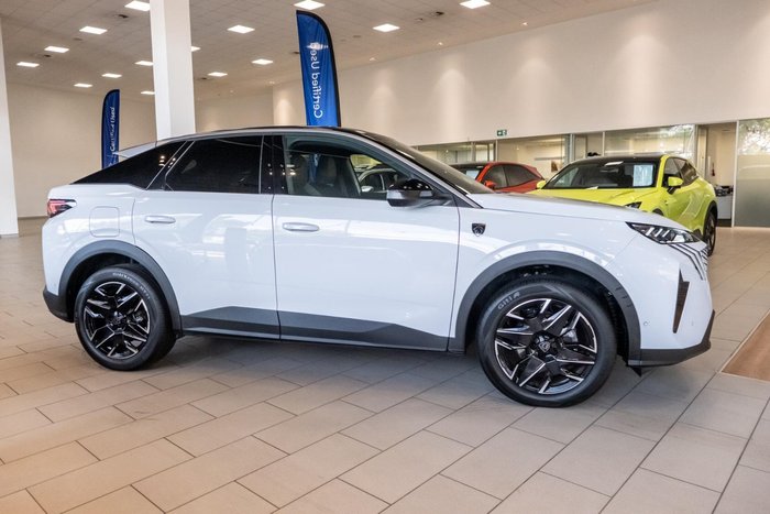 2024 Peugeot 3008 GT Premium Hybrid P64 MY25 Okenite White