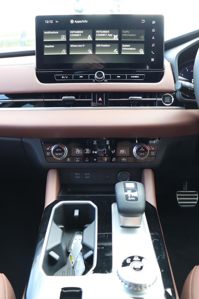 2025 Mitsubishi Outlander Exceed Tourer