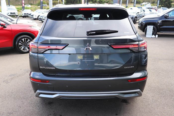 2025 Mitsubishi Outlander Exceed Tourer