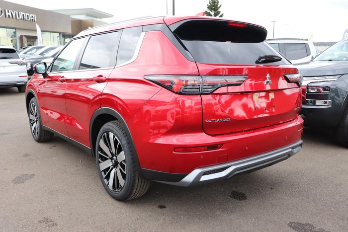 2025 Mitsubishi Outlander Aspire