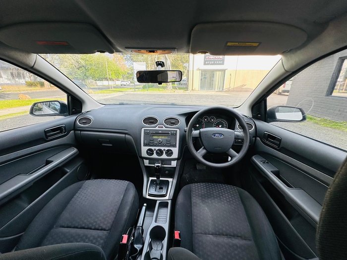 2005 Ford Focus CL LS Satin White
