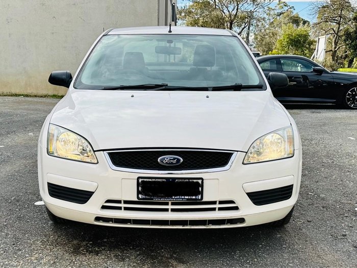 2005 Ford Focus CL LS Satin White