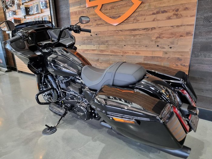 2025 Harley-Davidson Road Glide 117 (FLTRX) Touring Black