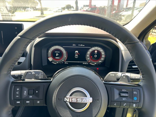 2025 Nissan T33 TI
