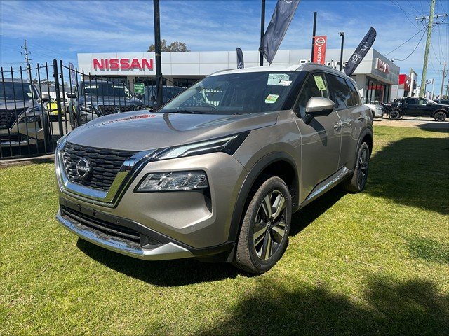 2025 Nissan T33 TI-L