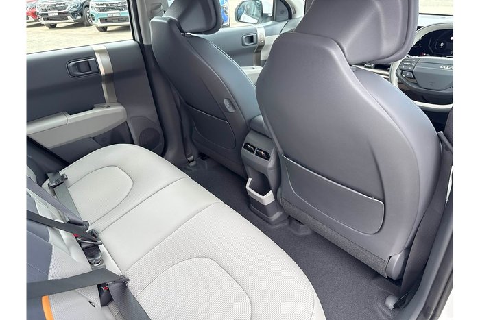 2025 Kia EV3 Earth Long Range