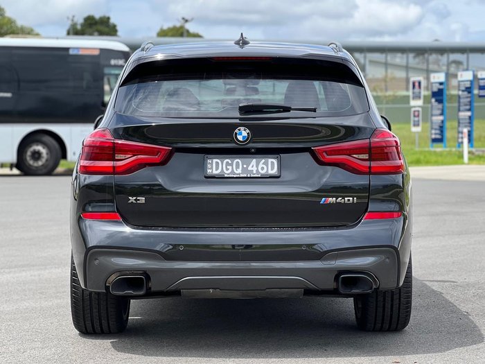 2021 BMW X3 M40i