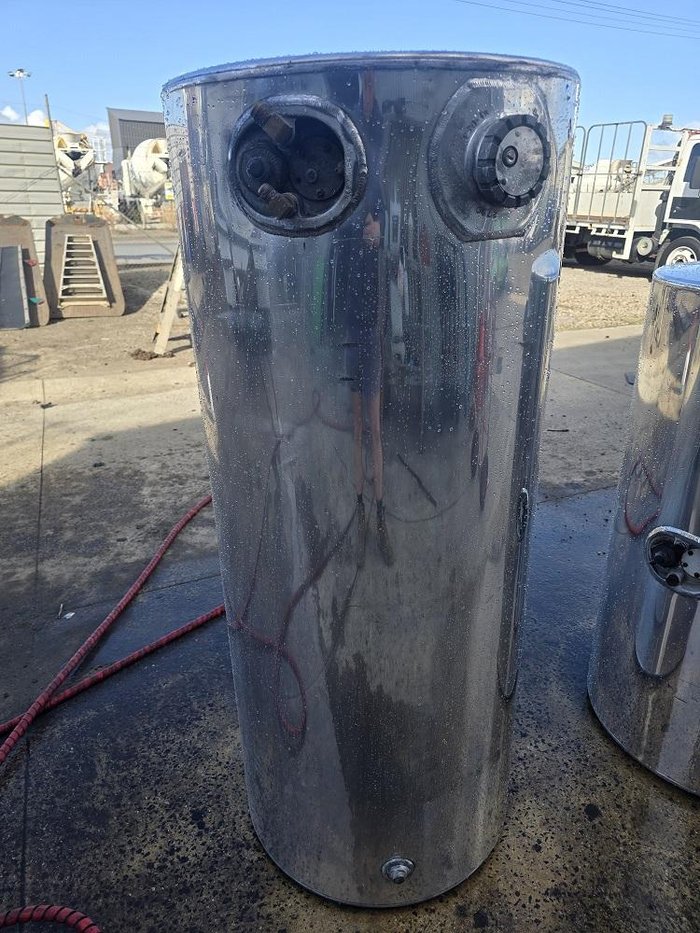 0 Kenworth Fuel Tanks