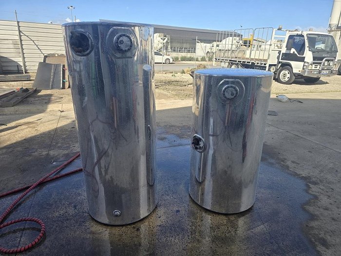0 Kenworth Fuel Tanks