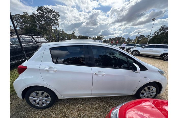 2016 Toyota Yaris Ascent