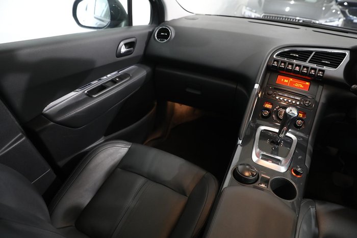 2010 Peugeot 3008 XTE T8 Hurricane Grey