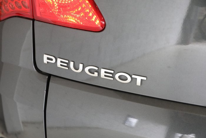 2010 Peugeot 3008 XTE T8 Hurricane Grey