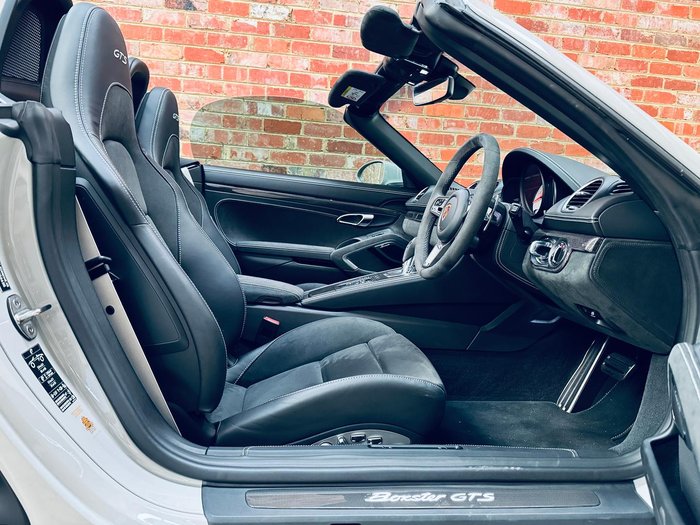 2024 Porsche 718 Boxster GTS 4.0 982 MY24 Crayon
