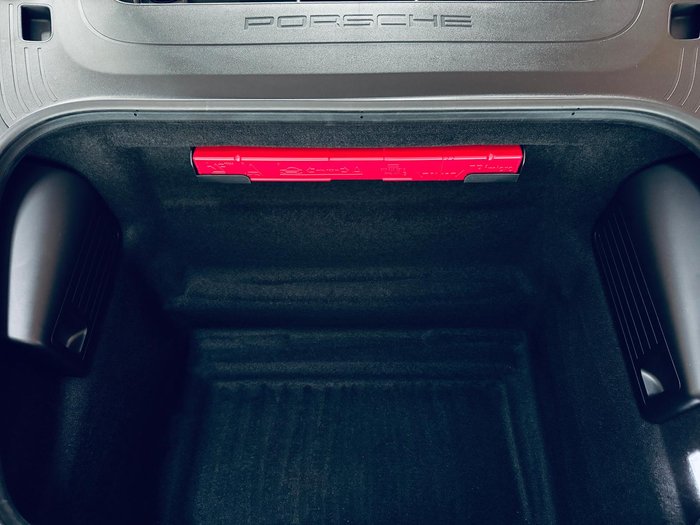 2024 Porsche 718 Boxster GTS 4.0 982 MY24 Crayon