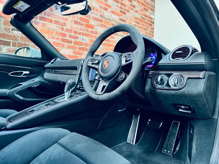 2024 Porsche 718 Boxster GTS 4.0 982 MY24 Crayon