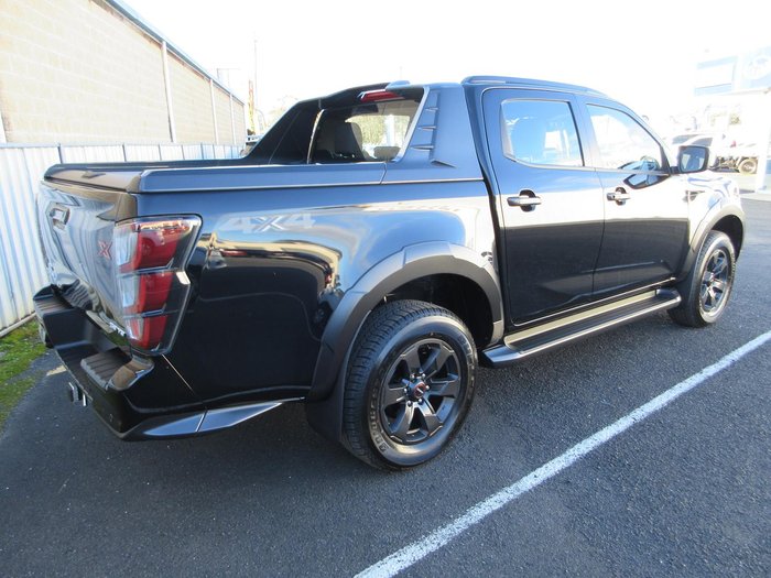 2025 Isuzu D-MAX X-TERRAIN