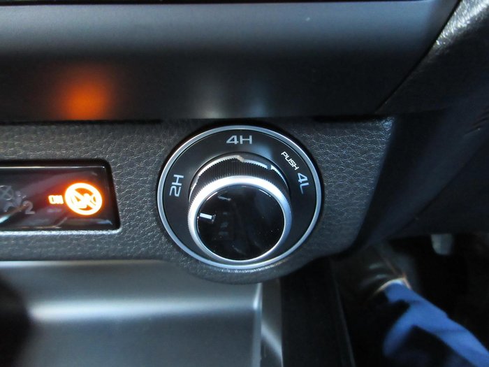 2025 Isuzu D-MAX X-TERRAIN