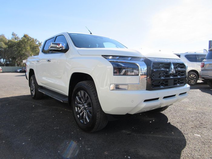 2025 Mitsubishi Triton GLS