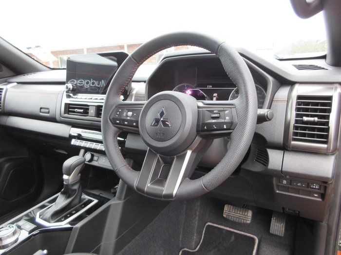 2025 Mitsubishi Triton GSR