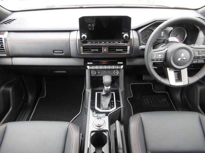 2025 Mitsubishi Triton GSR