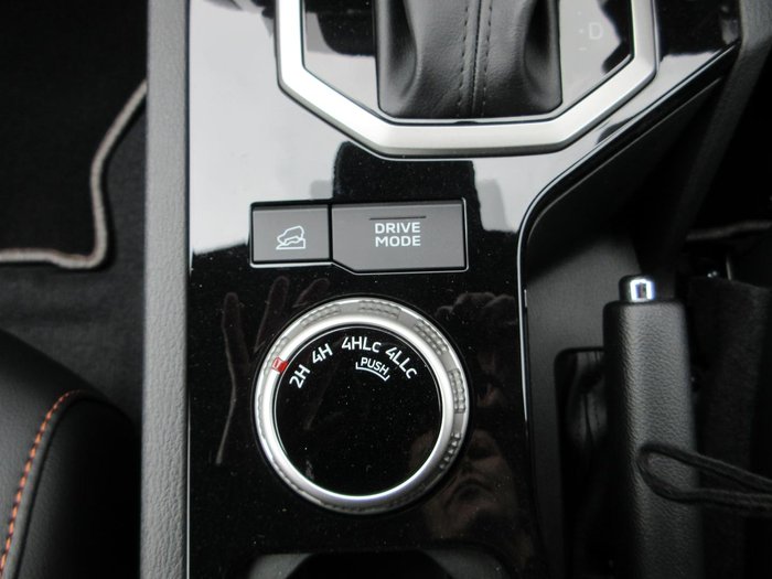 2025 Mitsubishi Triton GSR