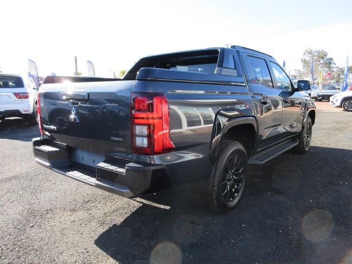 2025 Mitsubishi Triton GSR