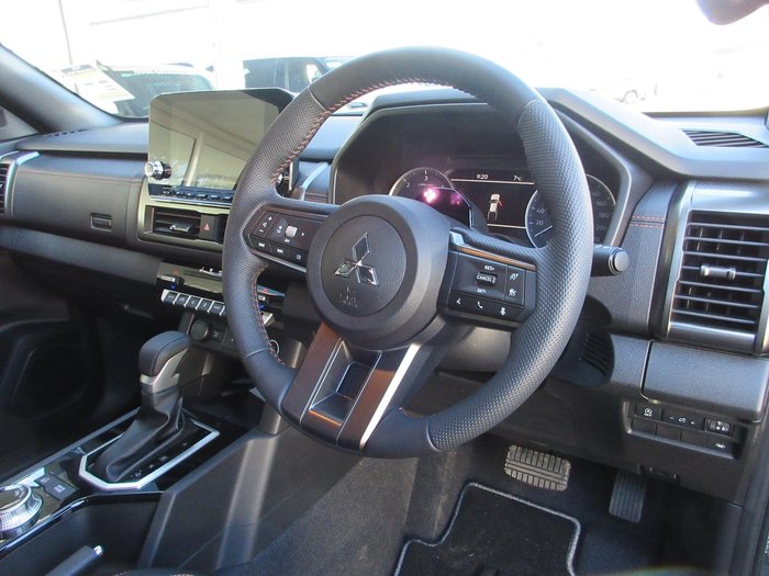 2025 Mitsubishi Triton GSR