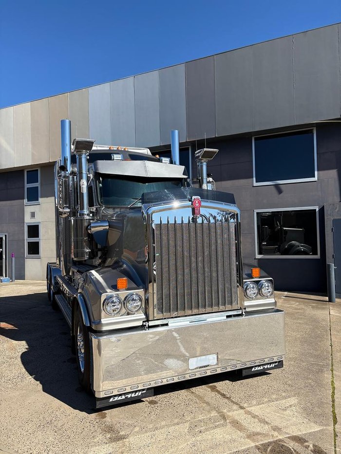 2024 Kenworth T909 Grey