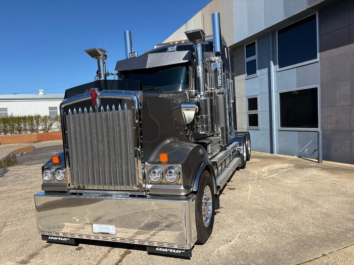 2024 Kenworth T909 Grey