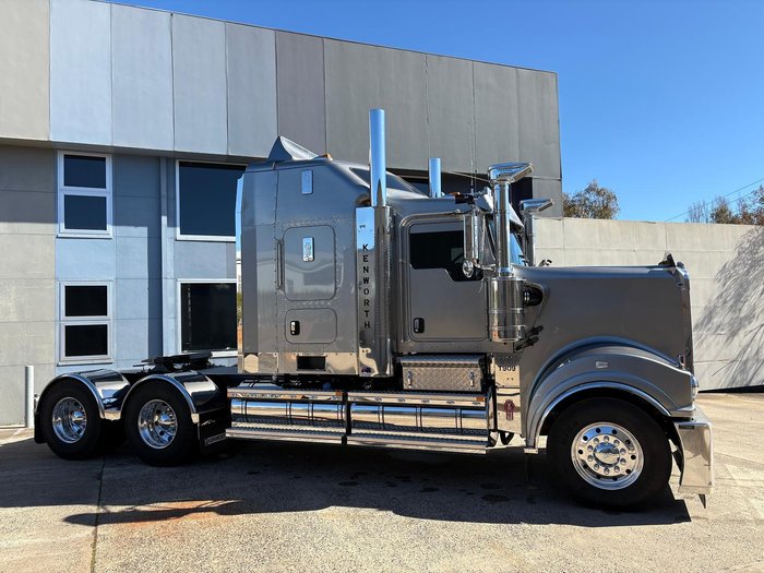 2024 Kenworth T909 Grey