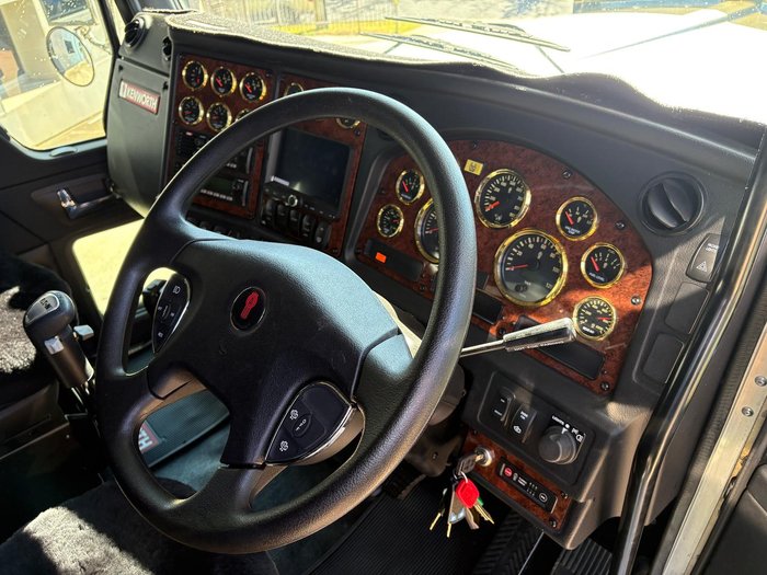 2024 Kenworth T909 Grey