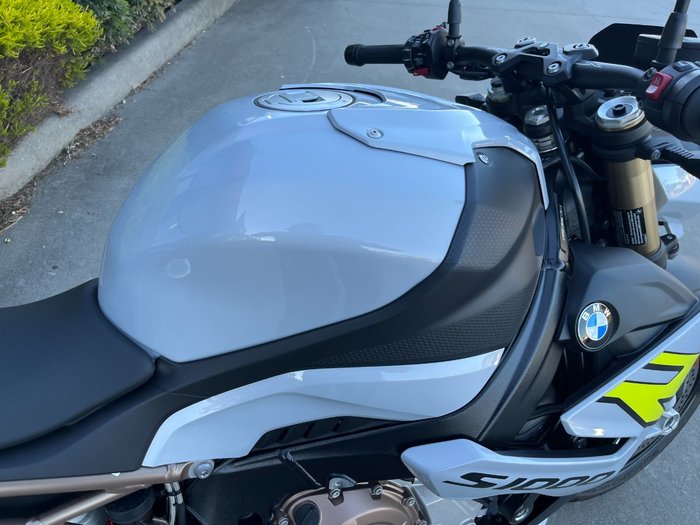 2021 BMW Motorrad S 1000 R Silver