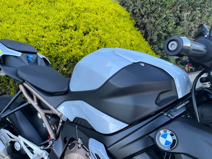 2021 BMW Motorrad S 1000 R Silver