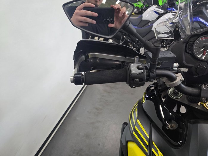 2019 Suzuki V-STROM 1000 (ABS) (DL1000A) Yellow