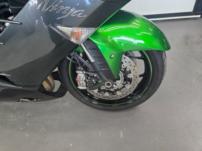 2019 Kawasaki NINJA ZX-14R (BREMBO OHLINS) Black