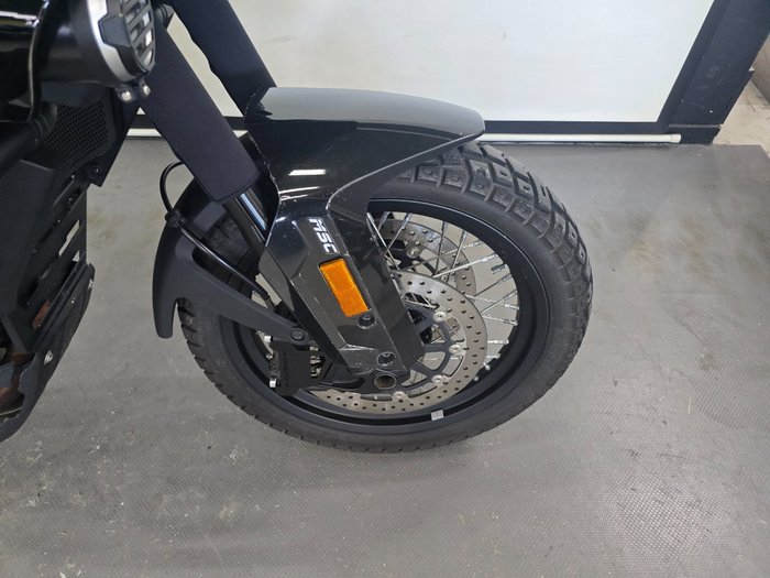 2023 CFMOTO MT EXPLORE GEM BLACK