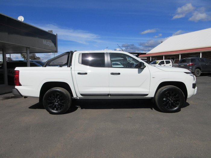 2025 Mitsubishi Triton GLX-R